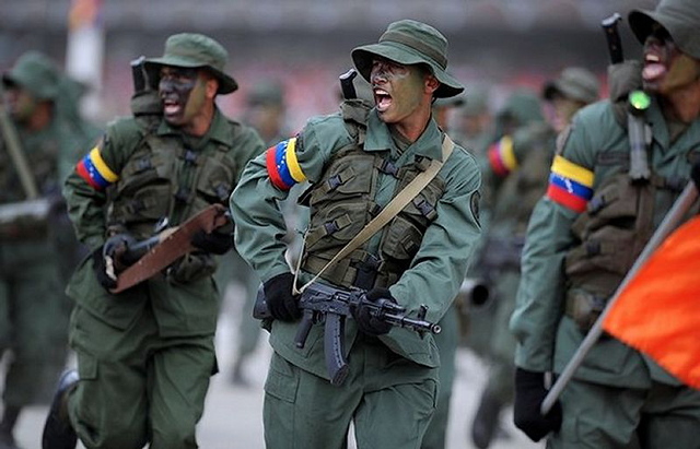 Армия Венесуэлы встала на сторону Мадуро