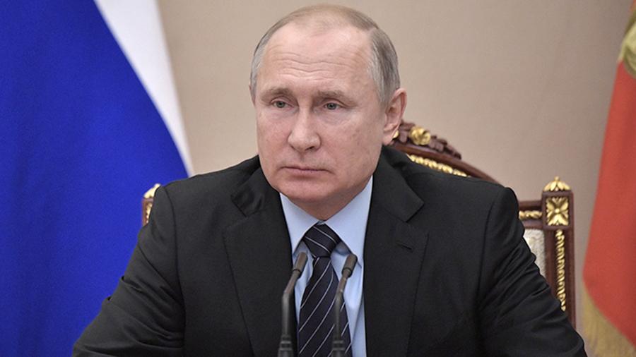 Путин: Россия будет укреплять армию и флот