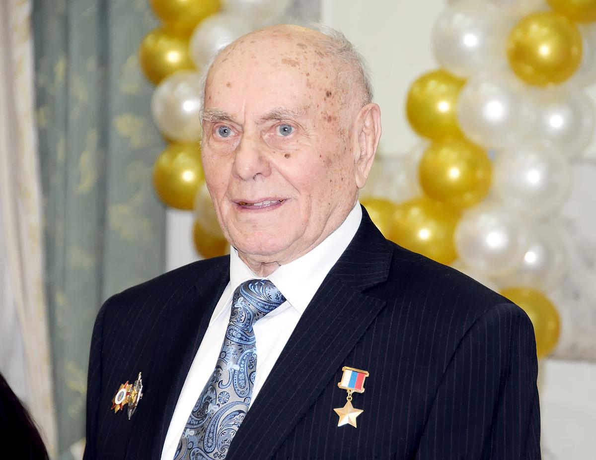 Ветерану разведки Алексею Ботяну исполнилось 102 года