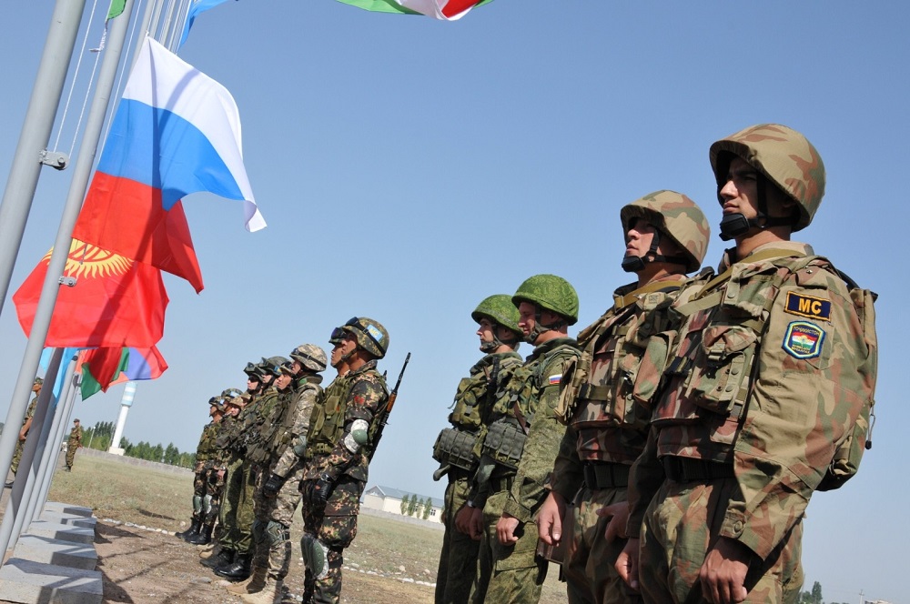 Военную базу России в Киргизии расширят