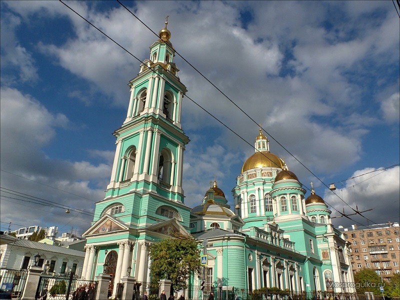 В России православные отмечают родительскую субботу