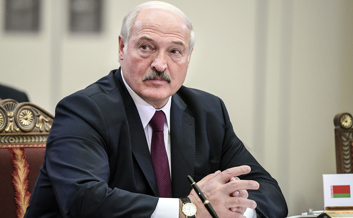 Лукашенко пожаловался на «завинчивание гаек» Россией и пригрозил Москве НАТО