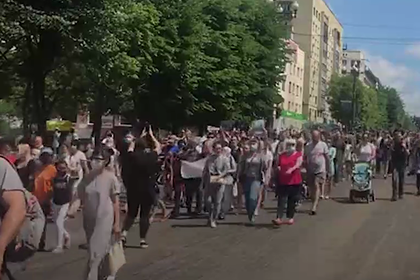 В Хабаровске прошел многотысячный стихийный митинг в поддержку Фургала