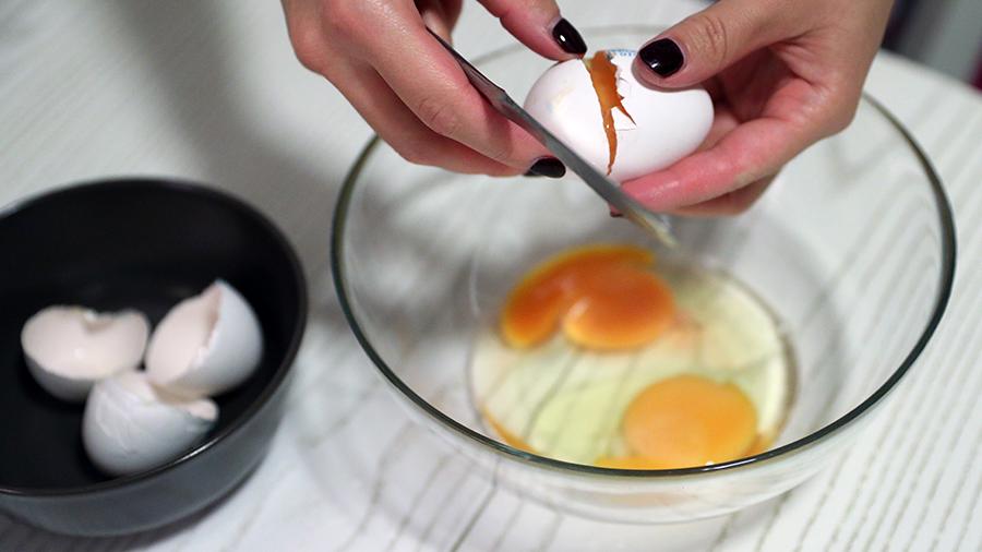 Эксперт назвал опасные ошибки при приготовлении яиц