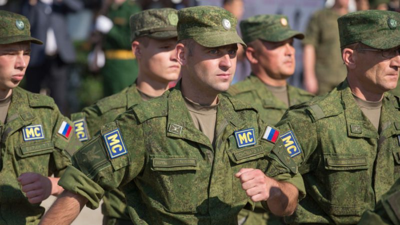 Российские миротворцы вошли в Степанакерт