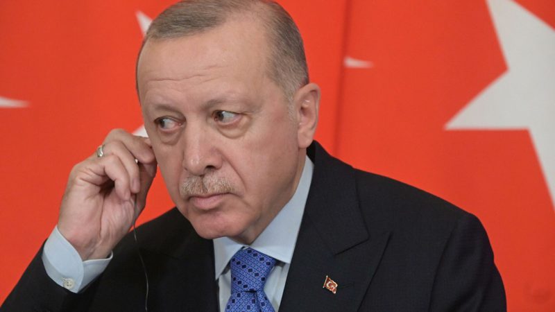 Эрдоган отказался пользоваться WhatsApp