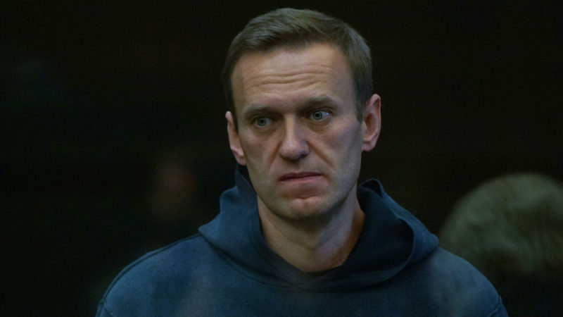 Навального переведут из колонии в больницу