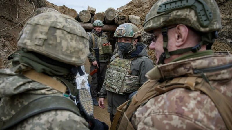 Украину обвинили в минировании позиций на Донбассе