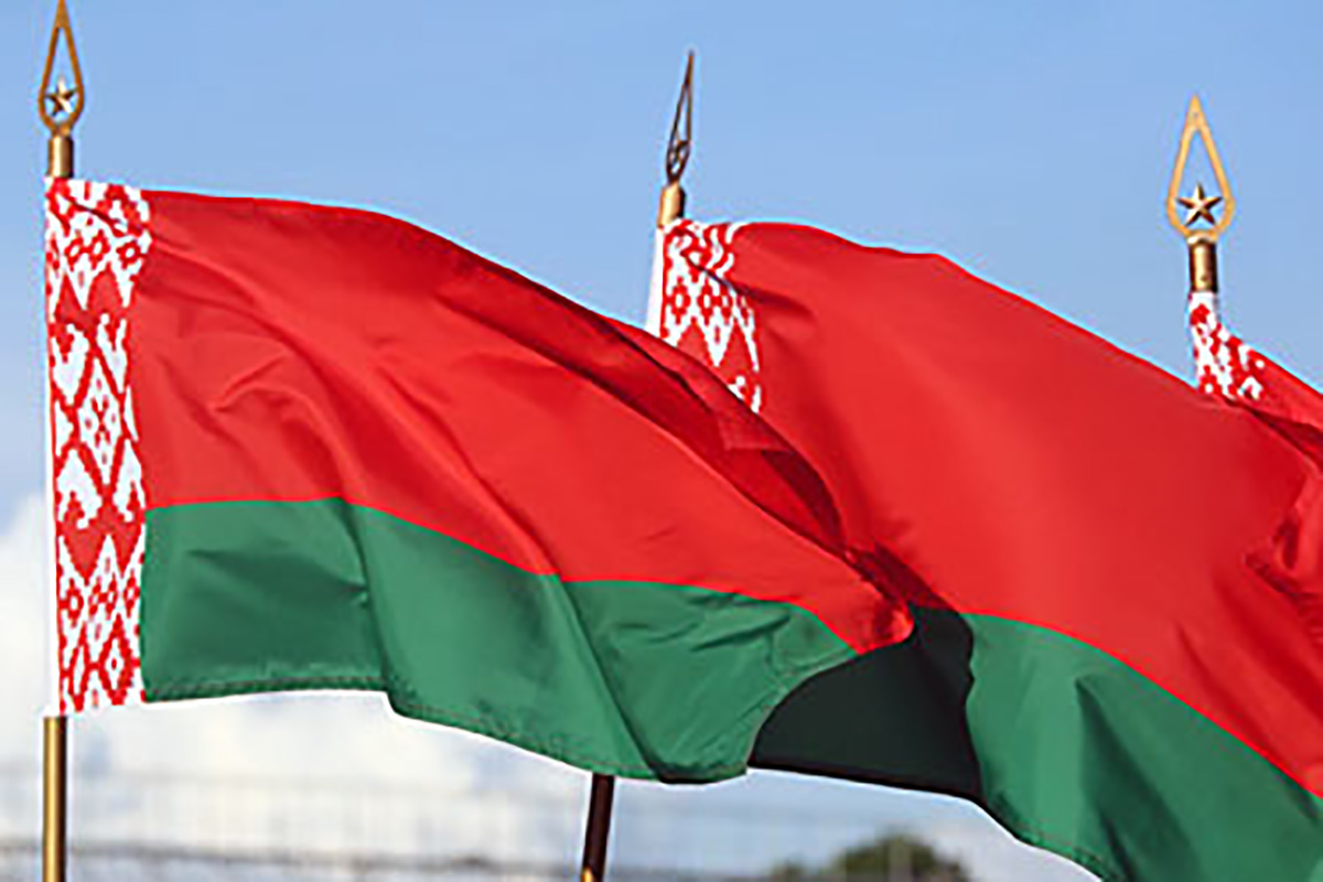 Около трети белорусов поддержали внешнеполитический нейтралитет