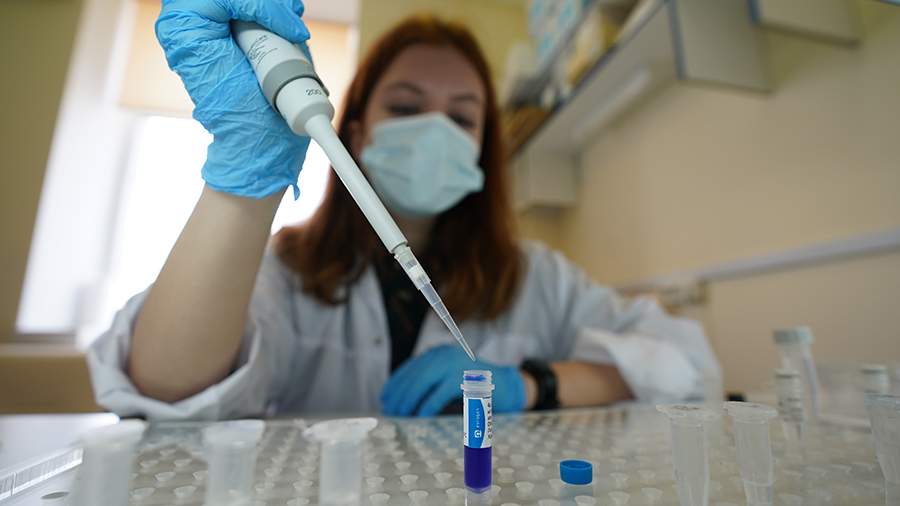 Вакцину от COVID-19 в виде спрея испытают в России