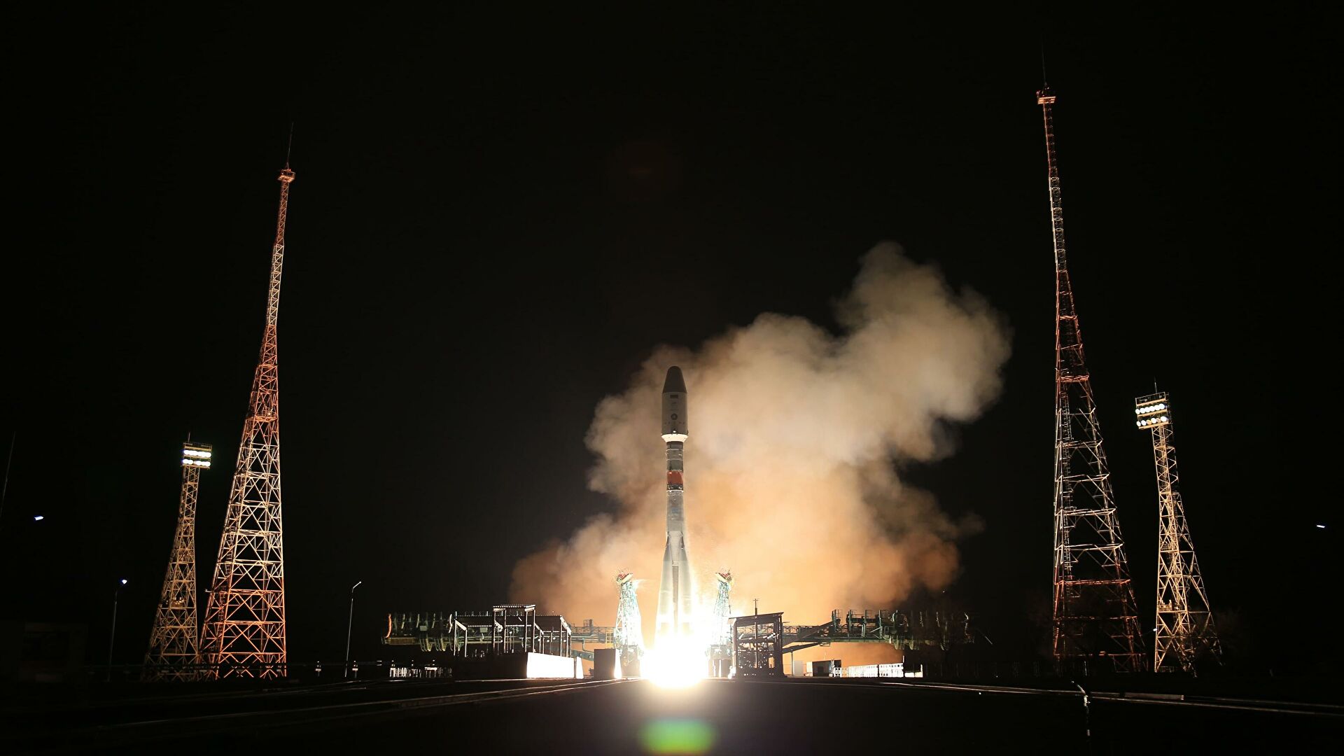 Ракету с военным аппаратом запустили с космодрома Плесецк