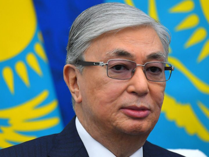 Токаев поблагодарил Путина за восстановленный порядок в Казахстане