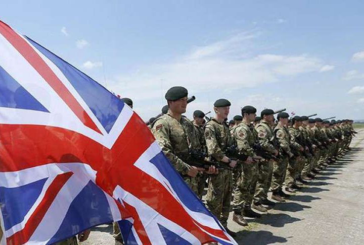 Великобритания хочет перебросить войска ближе к Украине