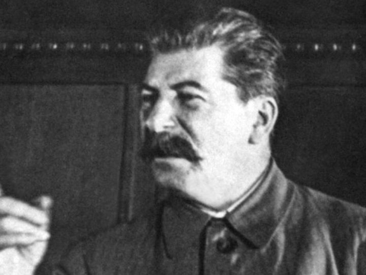 Родственника Сталина обманули на 16 миллионов рублей